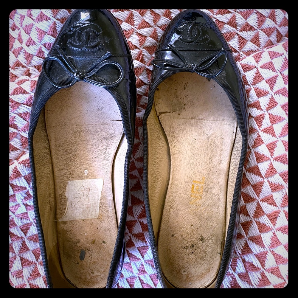 Black Chanel ballet flats